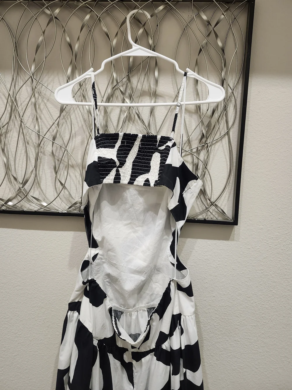 Abercrombie & Fitch Black and White Drop-Waist Cut Out Maxi Dress - NWOT Size L